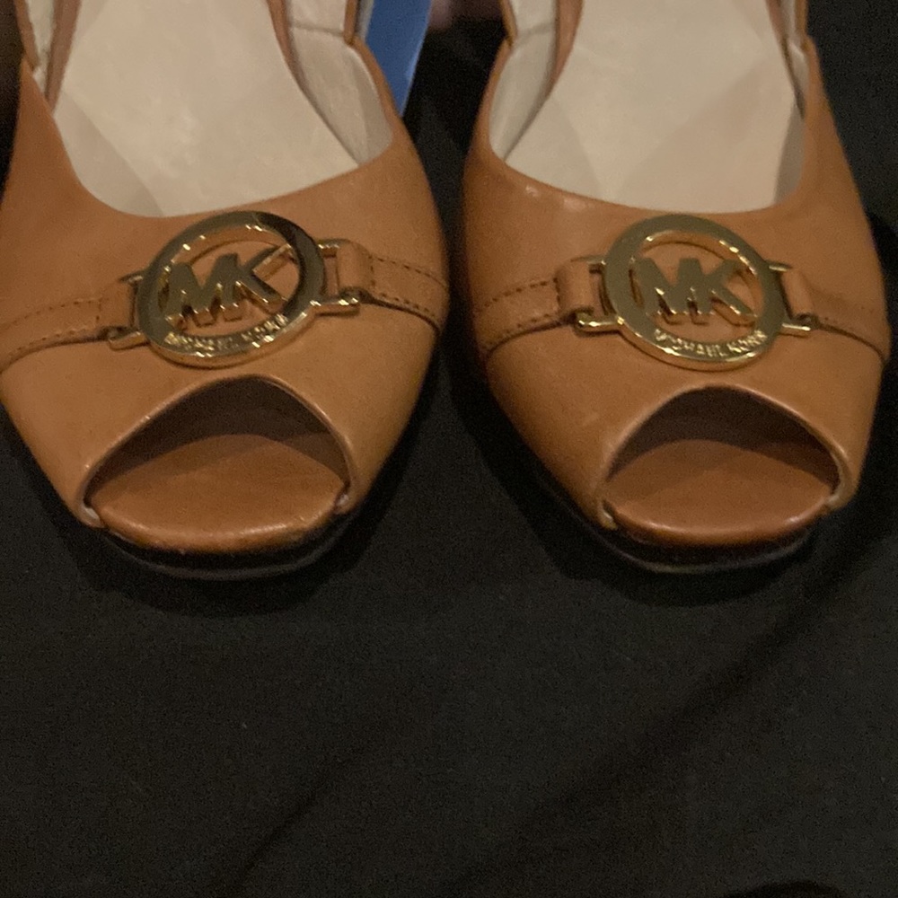 New Michael Kors tan peep tow wedges
